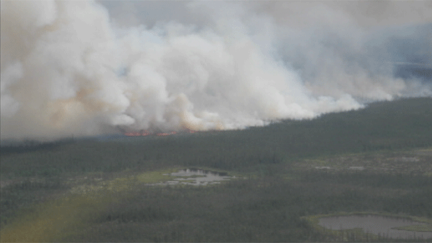 Deline, N.W.T. is just one community in the territory that is threatened by forest fires this week. (Terri Smith)