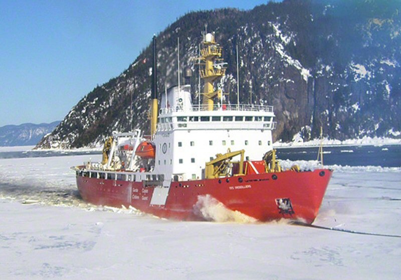 Canadian Coast Guard icebreaker CCGS Des Groseilliers. Photo: Fisheries and Oceans Canada N. Letendre 