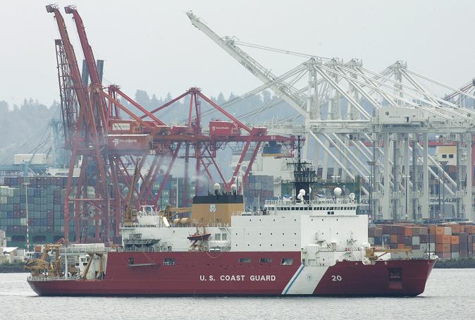 The U.S. Coast Guard icebreaker Healy. (Ted S. Warren. AP)