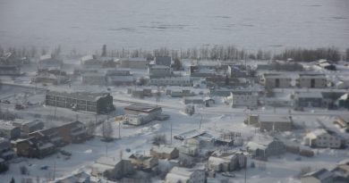 The town of Norman Wells in Canada's Northwest Territories. (Eilís Quinn / Eye on the Arctic)