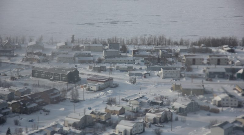 The town of Norman Wells in Canada's Northwest Territories. (Eilís Quinn / Eye on the Arctic)