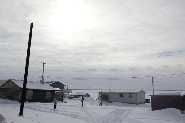 La communauté de Deline dans les TNO. (Eilís Quinn / Regard sur l'Arctique)