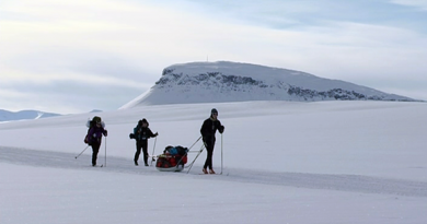 Skiing in northwest Lapland. How would a new national park change the local economy? (Yle)