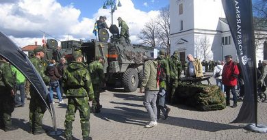 Recruitment is a major issue for the Swedish military, after the shift to a volunteer force. (Maria Franzén / Sveriges Radio)