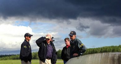 NTSB team at the Rediske Air crash site in Soldotna, Alaska. (NTSB)