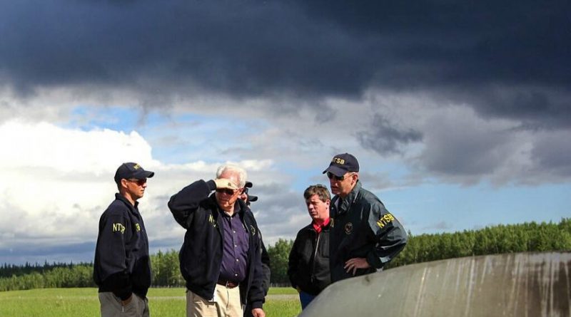 NTSB team at the Rediske Air crash site in Soldotna, Alaska. (NTSB)