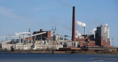 The Sunila mill is to become a model of sustainability. (Raine Martikainen / Yle)
