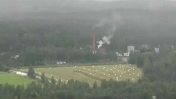 Steam rising from the Vihtavuori explosives plant area on Wednesday. (Yle)