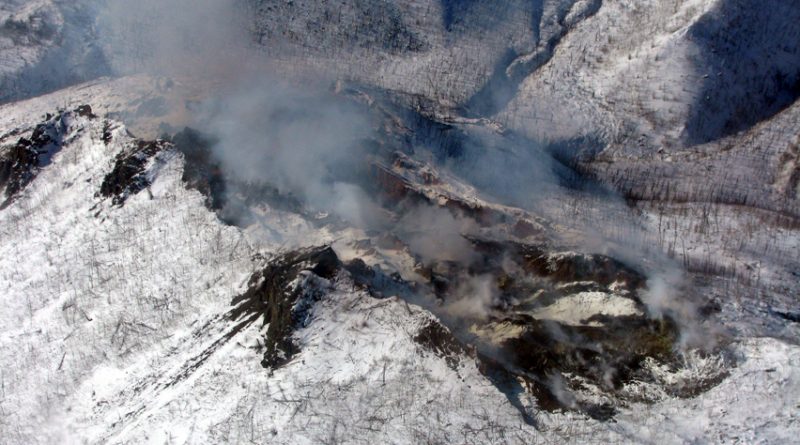 The people of Eagle, Alaska, are getting worried about an underground fire 40 kilometres outside of town that's been burning and spewing noxious smoke for more than a year. (Ed Christensen/National Parks Service)