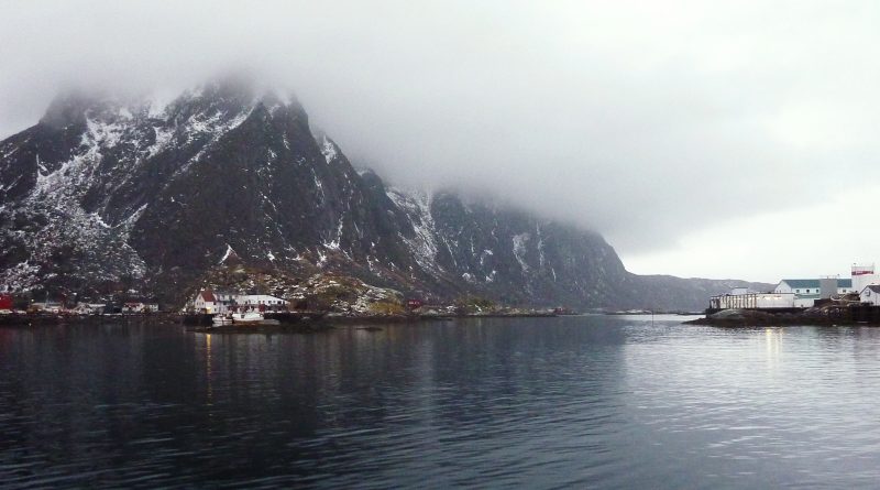 The Norwegian Sea off Norway's Arctic archipelago Lofoten. (Nina Larson / AFP)