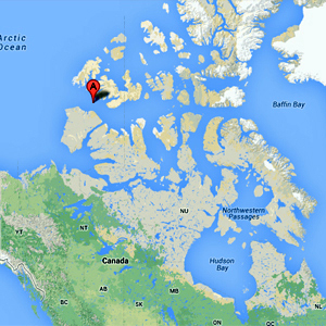 This map shows the location of the crash, about 600 kilometres west of Resolute, in the Northwest Passage north of Banks Island. (CBC)