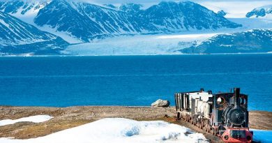 View of a former coal mine train in the science base of Ny-Alesund on the Svalbard archipelago in the Norwegian Arctic. (Martin Bureau / AFP)