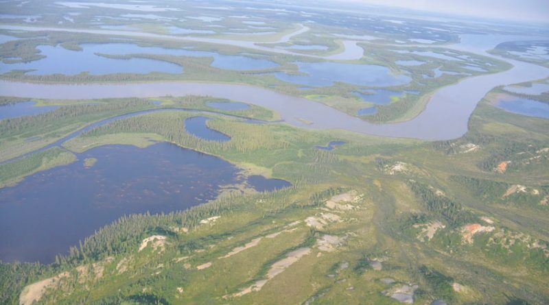 The Mackenzie delta is shown. THe government is seeking public input on a plan to build a highway along the river valley between Inuvik and Wrigley. (CBC)