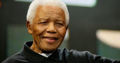 Canadian Inuit leaders issued statements today on Nelson Mandela's death, saying his battles against racism, inequality and poverty had deep meaning among Inuit. He stopped in Iqaluit briefly in 1990 while his plane refuelled. (The Canadian Press)