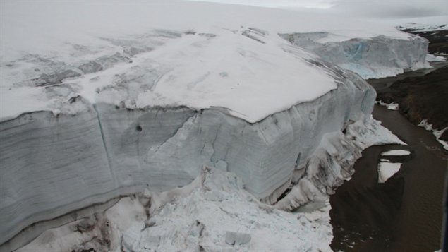 In 1959, an American geologist built a rock cairn 1.2 metres away from this glacier. This summer, the cairn was 101.5 metres away. The scientists who discovered the cairn say it’s unusual that a scientist in the 1950s would expect the glacier to retreat, and not advance, burying the cairn. (Denis Sarrazin CEN- ArcticNet)