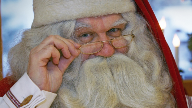 Naughty list or not, Santa may not want to get between Canada and Russia as they make their claims for the North Pole. (Bob Strong/Santa)