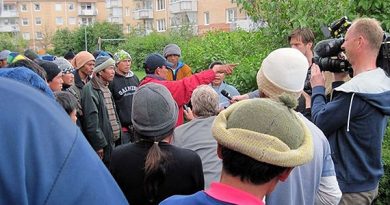 The berry pickers' protest in Umeå in September brought success. (Agneta Johansson/Sveriges Radio)