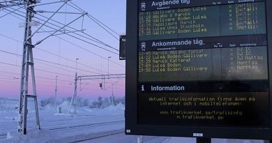 All trains from Sweden's Arctic city of Kiruna have been cancelled due to the extremely cold weather. (Alexander Linder/Sveriges Radio)