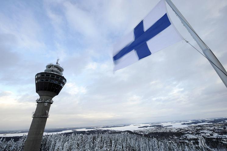 Finland's flag. (Martti Kainulainen / Lehtikuva / AFP)