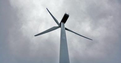 A windpower turbine in Ikaalinen, Finland. (Mihalis Kouloumbis / Yle)