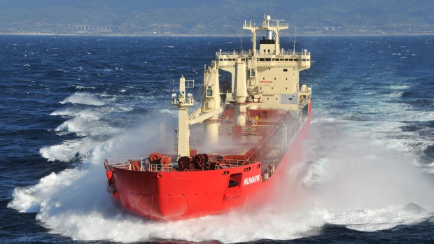 Le brise-glace MV Nunavik, dernier-né de Fednav, est en route vers l'Arctique canadien. (CNW Group/Fednav Ltd.)