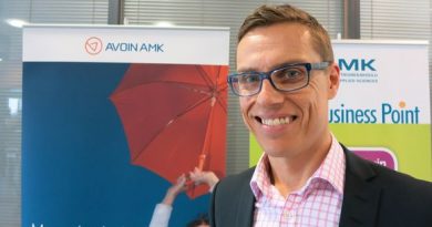 Alexander Stubb, Finland's Minister of European Affairs and Foreign Trade is concerned about the effects of Russia's economic dip on Finland. (Timo Leponiemi / Yle)