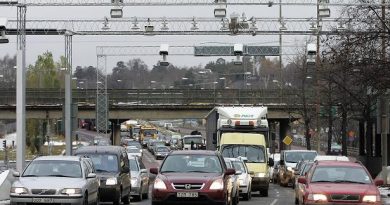 Traffic outside of Stockholm, Sweden. Electric car sales are weak in the country, especially compared to places like neighbouring Norway. (Sven Nackstand / AFP)