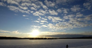 Headquarters Lake at the Kenai National Wildlife Refuge in Alaska. ( M. Scott Moon / AP )