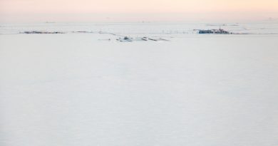 Oil infrastructure located at Prudhoe Bay, Alaska. (iStock)