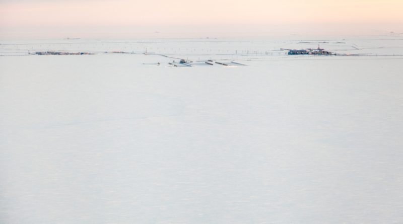Oil infrastructure located at Prudhoe Bay, Alaska. (iStock)
