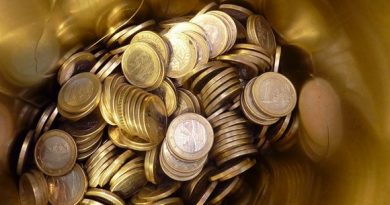 Residents of Finland pay more for almost all goods and services than the EU average.( Hanne Kinnunen / Yle )