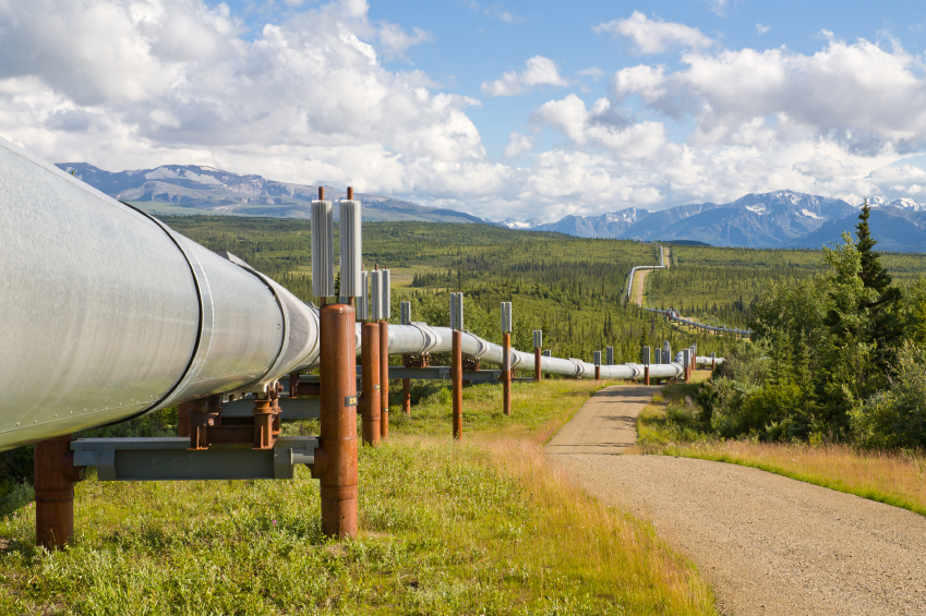 The trans-Alaska pipeline. (iStock)