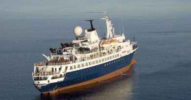 The Clipper Adventurer cruise ship shown in 2010. The cruise ship passengers were stranded in the Arctic for almost two days before being rescued by the Canadian Coast Guard. (Canadian Coast Guard / The Canadian Press)