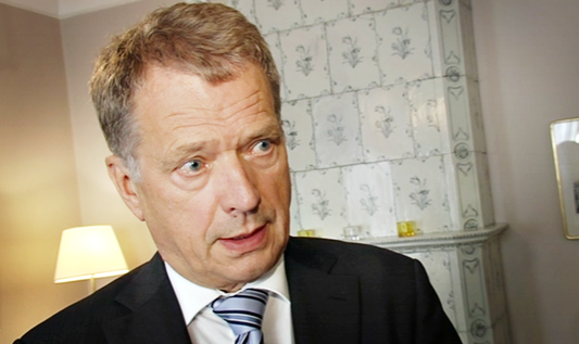 Finland's President Sauli Niinistö brushed aside claims made by his nephew, Green League chair and ex-environment minister Ville Niinistö that the country was lapsing back into Finlandisation. (Yle)