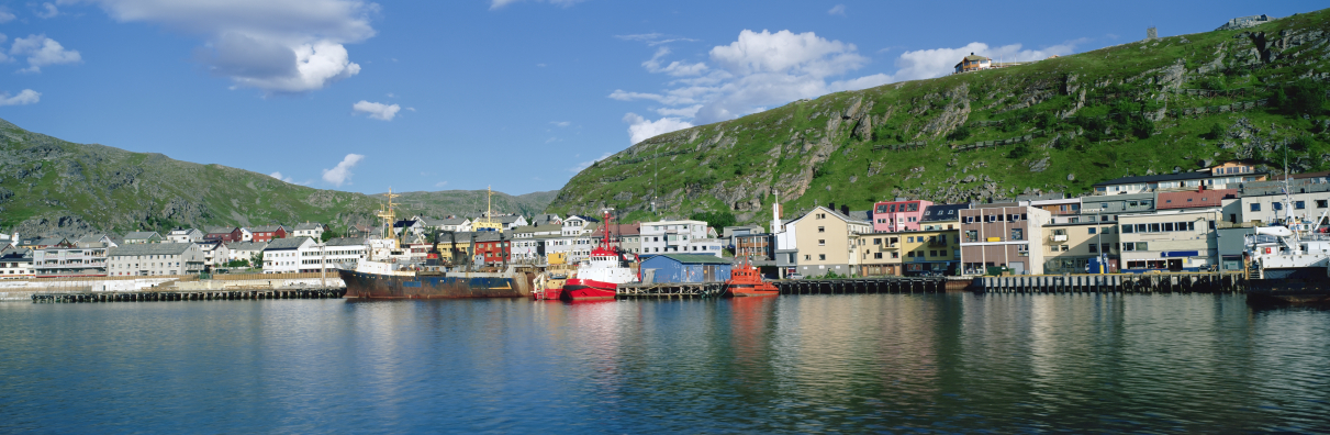 The town of Kirkenes is known as the capital of the Barents Region and the gateway to the East. (iStock)