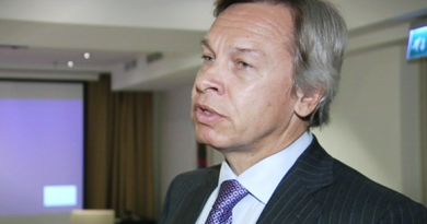 The chair of the Duma's foreign affairs committee, Alexei Pushkov, claims Finland would be willing to dismantle EU sanctions against Russia. (Yle)