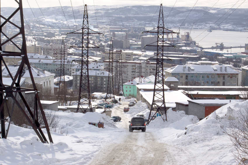 A road in the Arctic Russian city of Murmansk. (iStock)