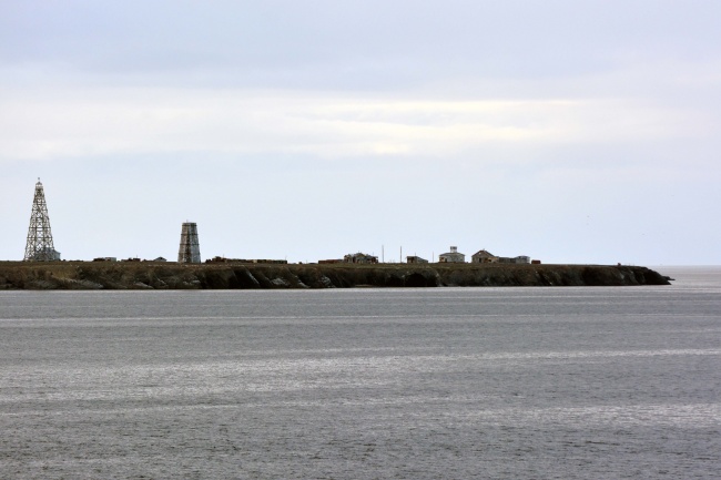 Cape Menshikova on the southern island of Novaya Zemlya. (Thomas Nilsen/Barents Observer)
