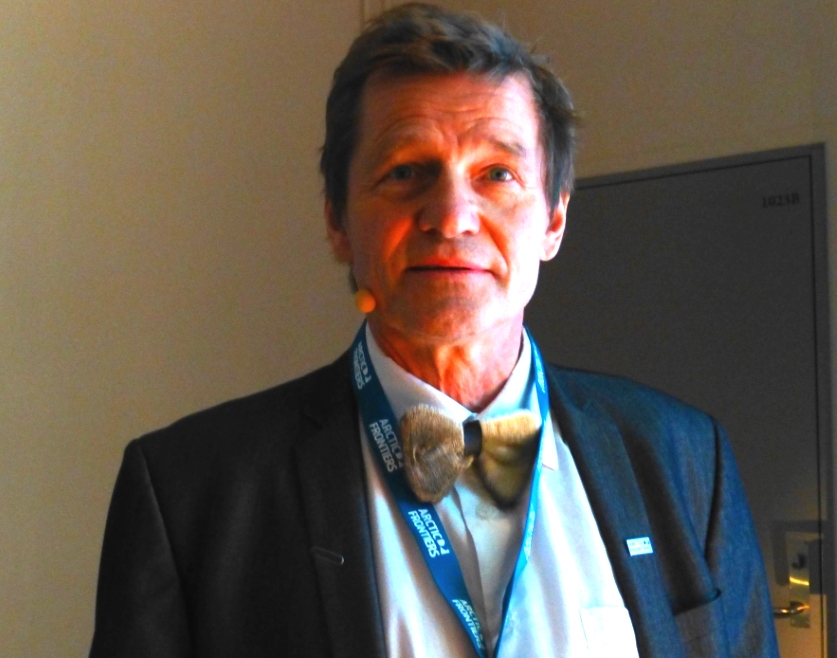Salve Dahle, Chairman of the conference steering committee and master of ceremonies sporting a sealskin bow tie. (Irene Quaile)