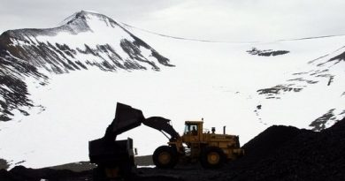 Svalbard coal mining might ultimately be replaced by other industries. (Thomas Nilsen/Barents Observer)
