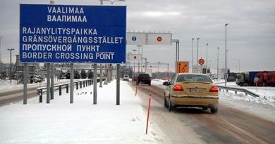 Traffic is slowing to a drip at Vaalimaa. (Mika Moksu / Yle)