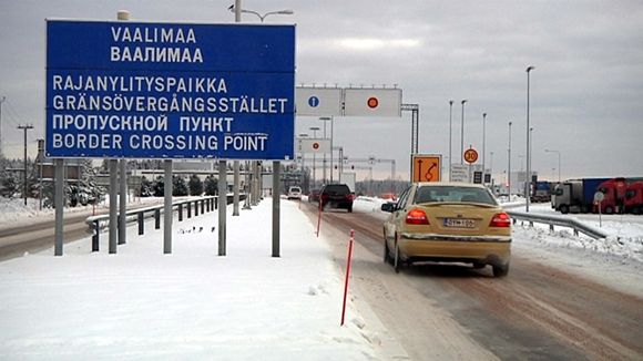 Traffic is slowing to a drip at Vaalimaa. (Mika Moksu / Yle)