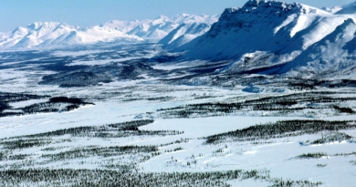 An undated landscape in Alaska's Arctic. (U.S. Fish and Wildlife Service/Getty Images)