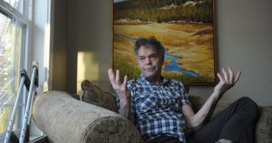 James Sweeney, one of the stars on the TV reality show "Ultimate Survival Alaska" and an accomplished mountaineer, fell and injured himself while walking on ice in Hope. Photographed on Tuesday, Jan. 20, 2015. (Bill Roth / Alaska Dispatch News)