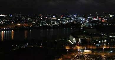 Central Helsinki during Earth Hour on Saturday, 28 March. (Yle)