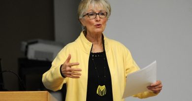 Fran Ulmer preps an audience for a live-stream viewing of a meeting of the Arcic Council on Friday, april 24, 2015, at UAA. (Erik Hill/ADN)