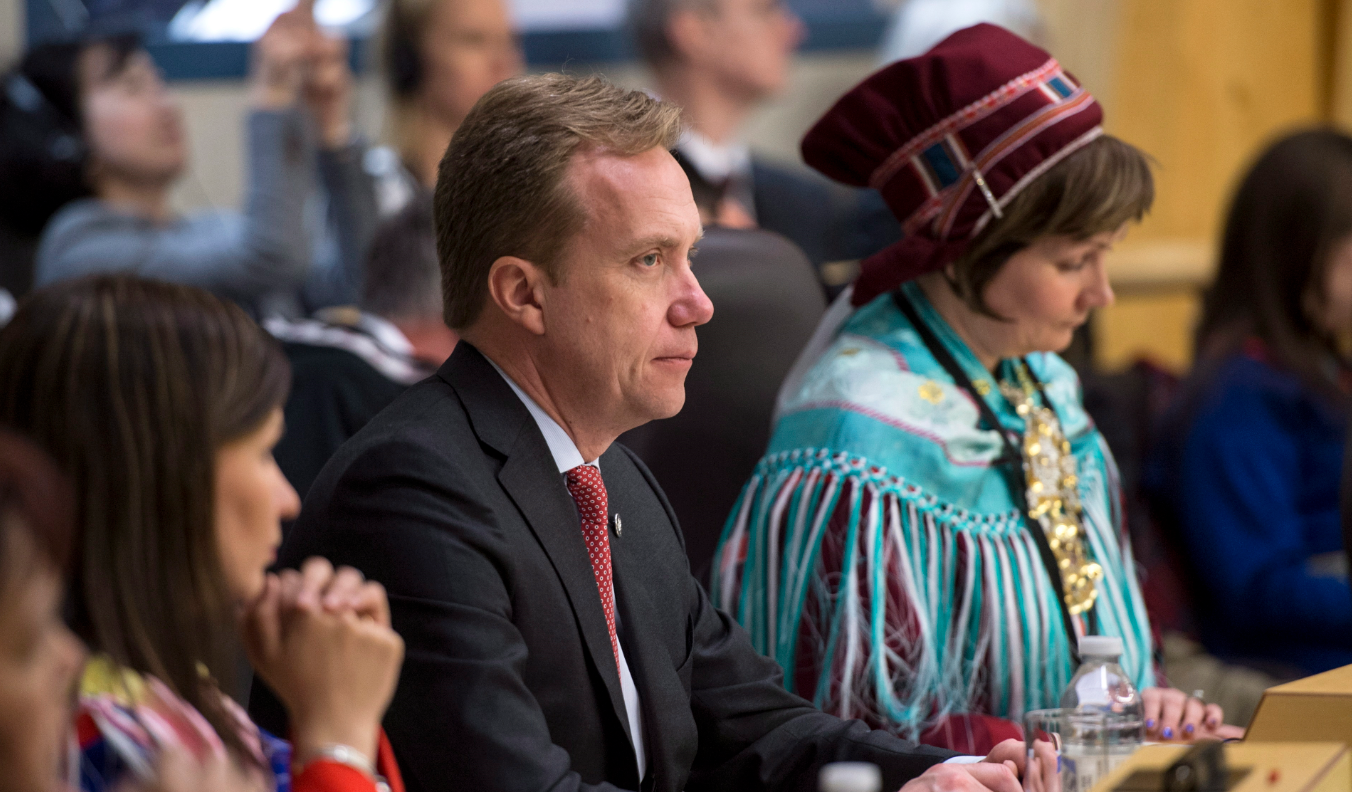 President of the Saami Council, Áile Javo (far left) sits next to Borge Brende, minister of foreign affairs for Norway, during the opening of the Arctic Council Ministerial meeting Friday, April 24, 2015 in Iqaluit, Nunavut. (Paul Chiasson/The Canadian Press)