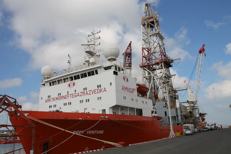 Drilling vessel «Valentin Shashin» ,now Deep Venture. (Zarubezhneft)