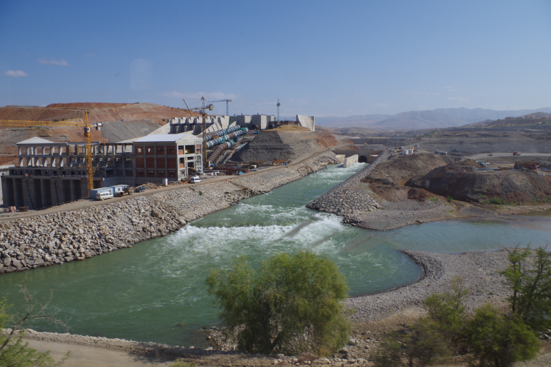 A dam seen from the train between Kayseri and Kars. (Mia Bennett, 2013)