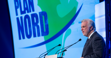 Quebec Premier Philippe Couillard presents Le Plan Nord, his government's plan for the province's northern development on Wednesday, April 8, 2015 in Montreal. (Paul Chiasson/The Canadian Press)